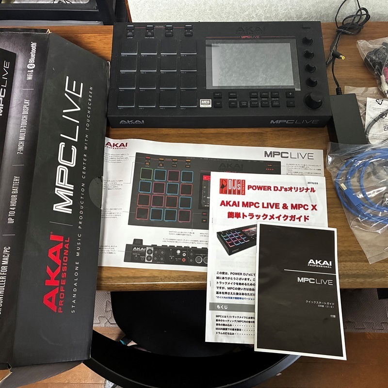 AKAI MPC Liveの画像